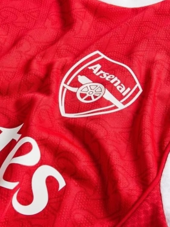 Camiseta Arsenal Titular 2025/26 Adidas – Versión Partido (ID: 2570)