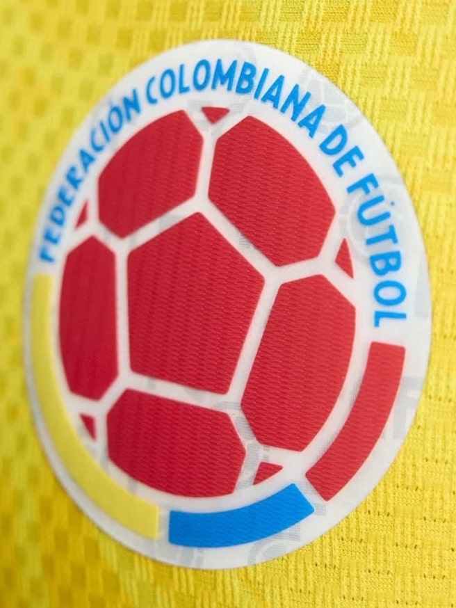 Camiseta Colombia Titular 2026/27 Adidas Versión Partido Manga Larga (ID: 5904)