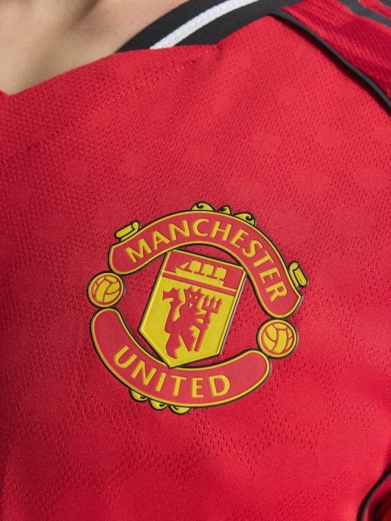 Camiseta Manchester United Titular 2025/26 Adidas – Versión Partido (ID: 2629)