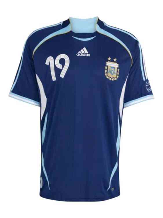 Camiseta Argentina Visitante 2006 Adidas Messi 19 Retro (ID: 7126)