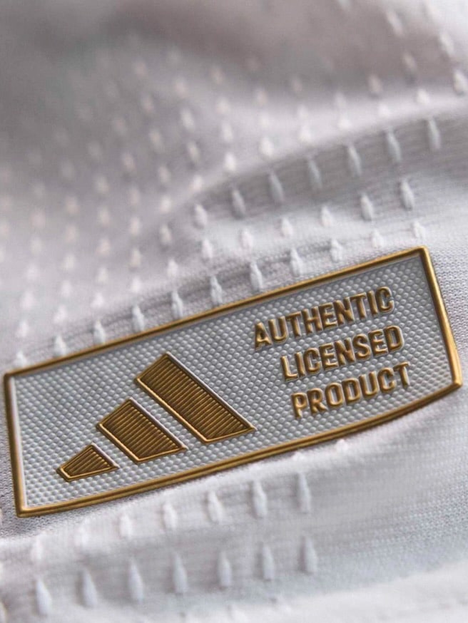 Camiseta Real Madrid Titular 2026/27 Adidas Versión Partido Manga Larga (ID: 10236)
